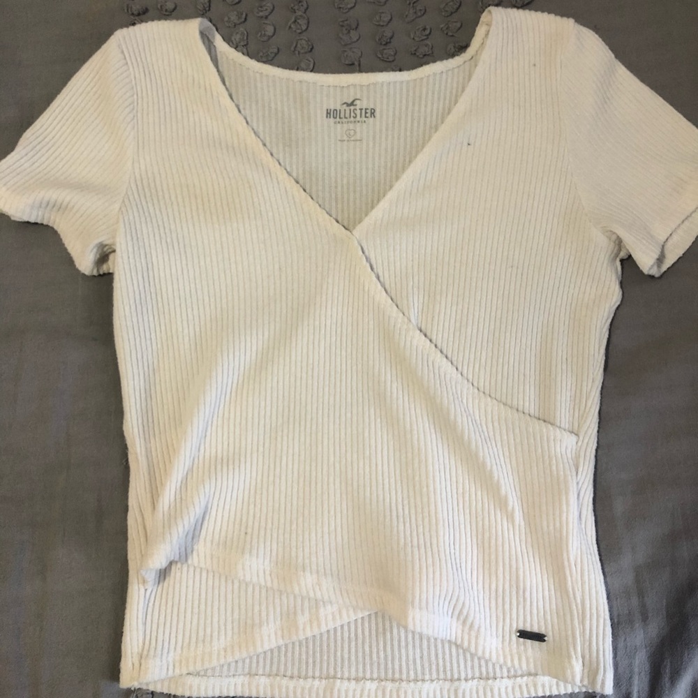 hollister wrap top